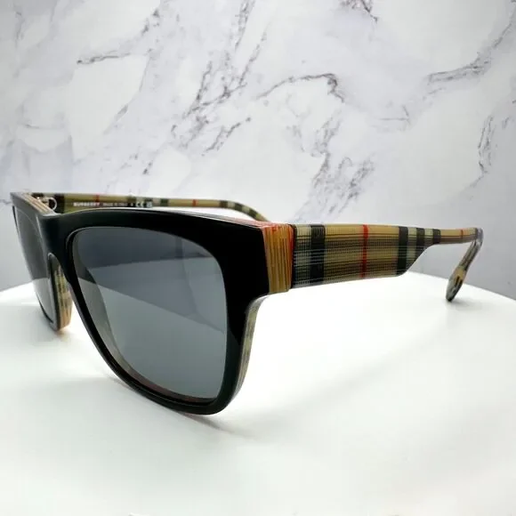 New Burberry Sunglasses - Picture 15 of 16